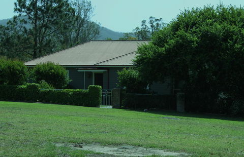 Mansfield Cottage Barrington - Accommodation Burleigh 1