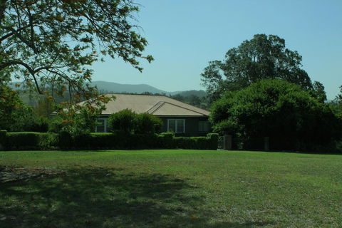 Mansfield Cottage Barrington - Accommodation Burleigh 2