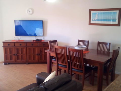 The Apartments Kings Beach Surfside - Accommodation Burleigh 2