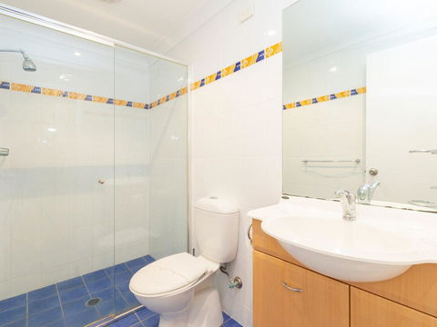 'Dutchies Vista' 1/45 Christmas Bush Ave - Ground Floor Duplex With Stunning Water Views - Accommodation Burleigh 3