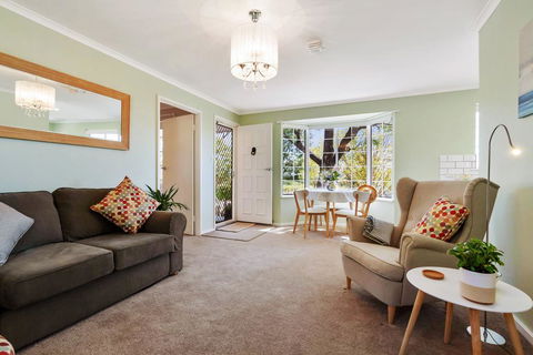 'In The Vines' Guest Cottage, Barossa Valley - Accommodation Burleigh 1