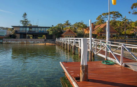 'Southwind' On Main Street - Accommodation Burleigh 0