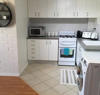 'The Mount' Trendy with City Views - Accommodation Burleigh