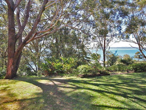 1 'Fiddlers Green' 62 Magnus Street - Ground Floor Unit Close To CBD - Accommodation Burleigh 1