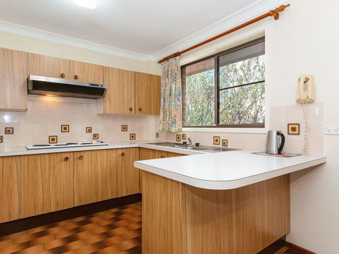 1 'Monterea' 3 Ondine Close - Walking Distance To Beach - Accommodation Burleigh 3