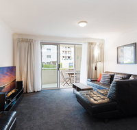 1 'SEASHELLS' 21-23 MAGNUS STREET - WIFI POOL LIFT  AIR CONDITIONING - Accommodation Burleigh
