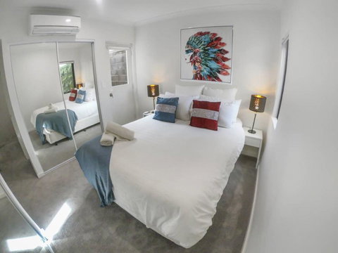 1 Bdrm Close Airport/Shops, WIFI, NETFLIX, PARKING - Accommodation Burleigh 1