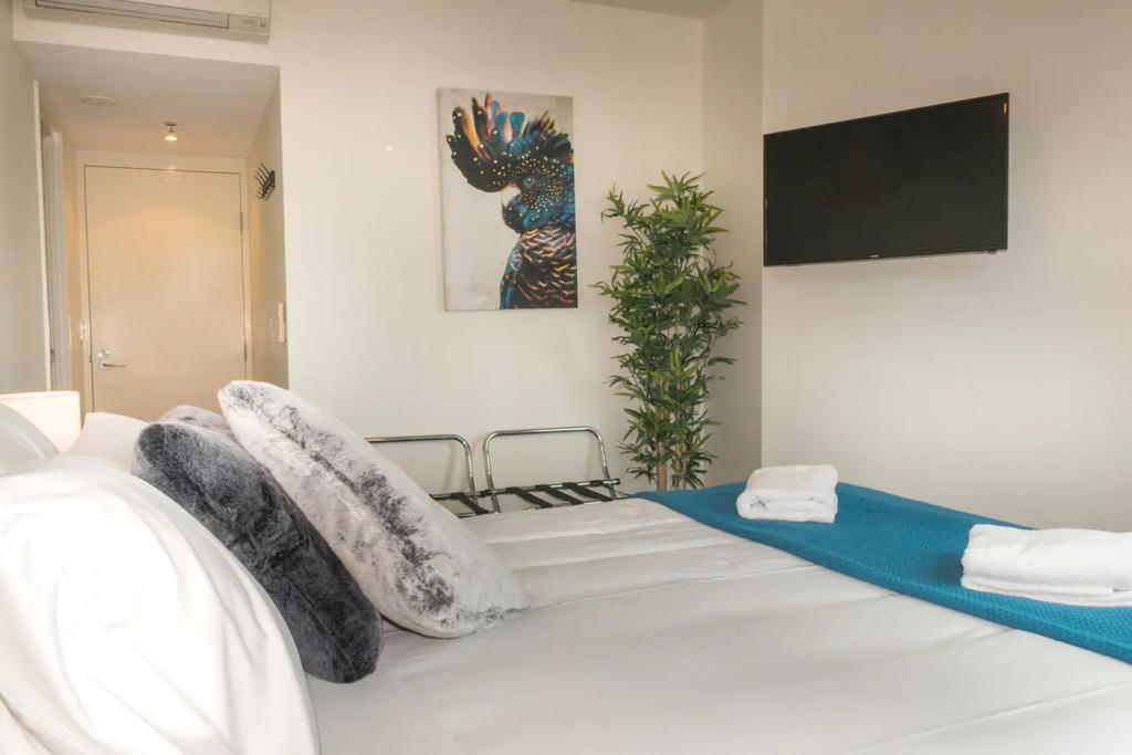 Brisbane QLD Accommodation Burleigh