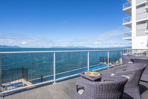 1 Bright Point Apartment 5103 - Accommodation Burleigh 3