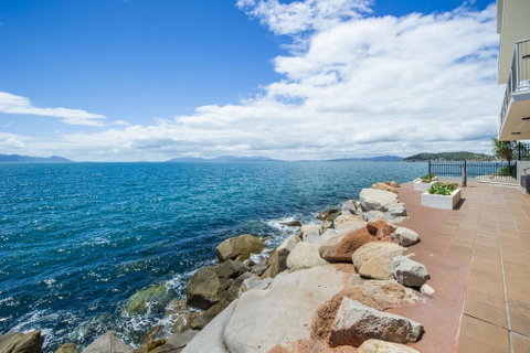 1 Bright Point Apartment 5402 - Accommodation Burleigh 3