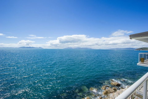 1 Bright Point Apartment 5402 - Accommodation Burleigh 0