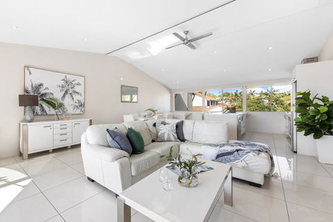 1/106 Noosa Parade - Accommodation Burleigh 1