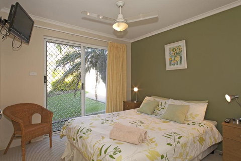 1/17 22nd Ave - Sawtell, NSW - Accommodation Burleigh 1