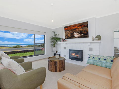 10 OCEAN DRIVE - Accommodation Burleigh 0