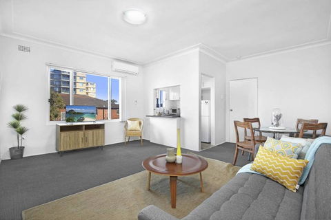 10 South Pacific 2 Bedrooms - Accommodation Burleigh 0