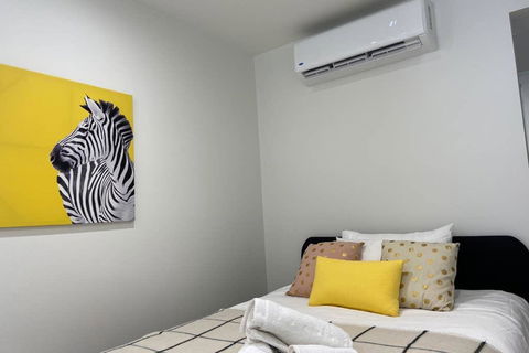 10A Brunswick Living Brand New Studio Unit Close To Airport And CBD - Accommodation Burleigh 0