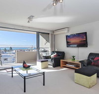 11 'Bayview Apartment' 42 Stockton Street - right in the CBD of Nelson Bay with water views - Accommodation Burleigh