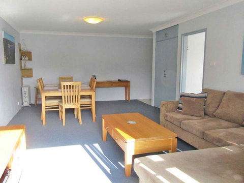 11 'Silvana Court', 26 Ajax Avenue - Close To The Water And Clubs - Accommodation Burleigh 1