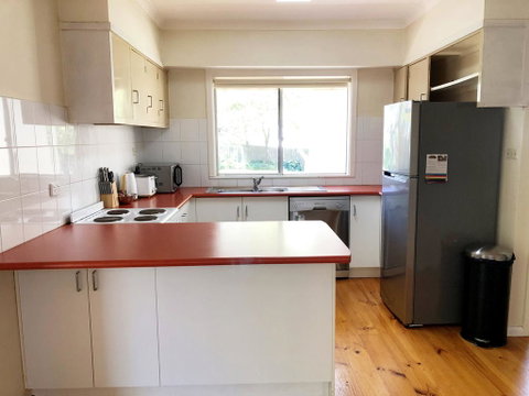 11 Findlay Street - Accommodation Burleigh 1