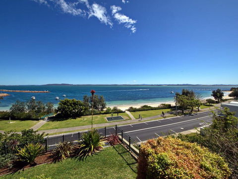 12 'Kiah', 53 Victoria Pde - Panoramic Water Views In The Heart Of Nelson Bay - Accommodation Burleigh 0