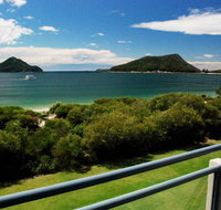 12 'Ocean Shores' 27 Weatherly Cl - Waterfront Unit with Sensational Water Views WIFI  Air Conditioning - Accommodation Burleigh