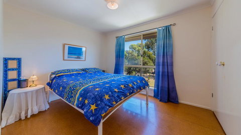 12 Aloha Drive, Ventnor - Accommodation Burleigh 3