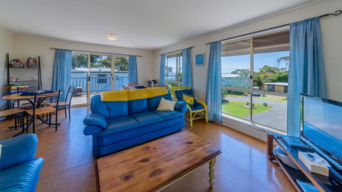 12 Aloha Drive, Ventnor - Accommodation Burleigh 1