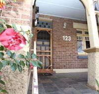 123 Hill St Heart of Orange Double Brick - Accommodation Burleigh