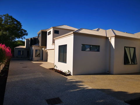 127a Morley Drive Apartment - Accommodation Burleigh 0