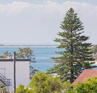 13 'Cote D'Azur' 61 Donald Street - Lovely unit with air con pool lift and WiFi - Accommodation Burleigh