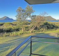 14 'Intrepid' 3 Intrepid Close - Unlimited magnificent water views - Accommodation Burleigh