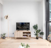 143 Summer Time Freshment in Melbourne Village - Accommodation Burleigh