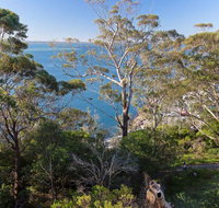 15 'Thurlow Lodge' 6 Thurlow Avenue - fantastic unit with water views  pool in complex - Accommodation Burleigh
