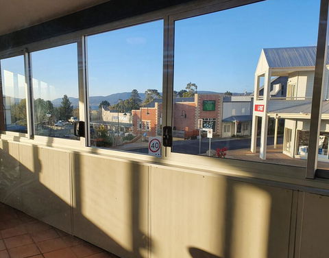 18 Lakeview Plaza - Accommodation Burleigh 0