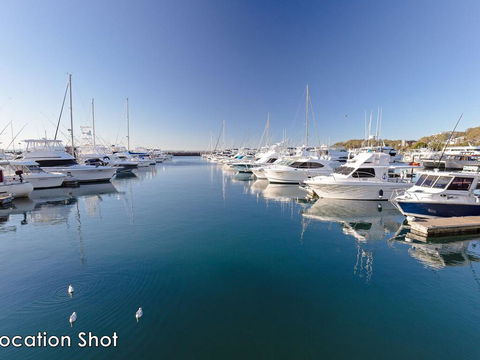 19 'The Commodore' 9-11 Donald Street - Two Bedroom Unit In The CBD Of Nelson Bay - Accommodation Burleigh 0