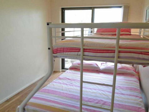 19 'The Commodore' 9-11 Donald Street - Two Bedroom Unit In The CBD Of Nelson Bay - Accommodation Burleigh 3
