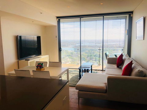 1Bed 1Study Apt With City View &NEW YEAR Firework - Accommodation Burleigh 1