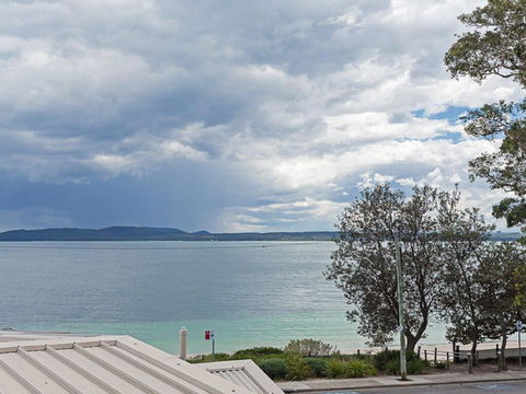 2 'Sunnie Belle' 3 Victoria Parade- Water Views Over Nelson Bay Foreshore - Accommodation Burleigh 0