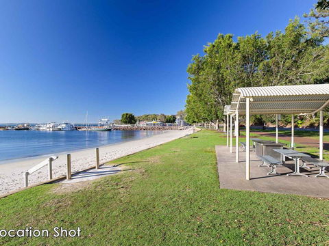 2 'Westpoint', 2 Thurlow Avenue - Ground Floor, Linen Supplied, Views - Accommodation Burleigh 0