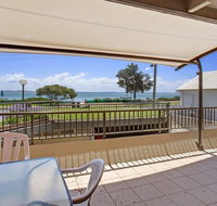2 'Yachtsman Rest' 37 Victoria Parade - Foxtel aircon waterviews - Accommodation Burleigh