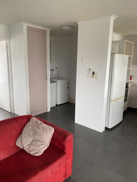2 Bedroom Apartment Close To Mooloolaba Beach - Accommodation Burleigh 1