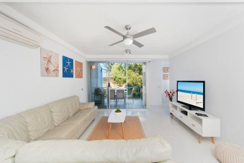 2 Cirrus - Accommodation Burleigh 2