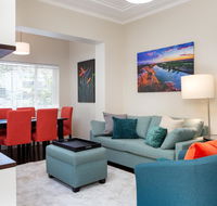 2-Bed Balmain Retreat with Outdoor Patio - Accommodation Burleigh