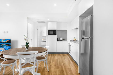 2-Bed Beach Apartment With Pool, Parking And Balcony - Accommodation Burleigh 1