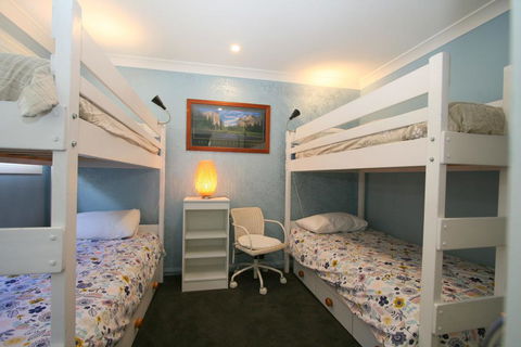 2/17 Jillamatong Street - Accommodation Burleigh 1