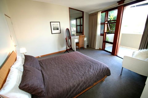 2/21-25 Fletcher Street - Casablanca At Bogarts - Accommodation Burleigh 3