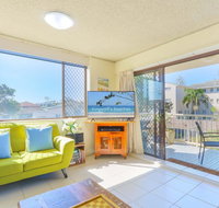 20 Kingsway 3 Bedroom Holiday Apartment - Accommodation Burleigh