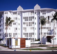 201 Lake Street - Accommodation Burleigh