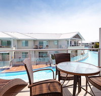 245 'Pacific Blue' 265 Sandy Point Rd - air conditioned unit with resort facilities and linen supplied - Accommodation Burleigh