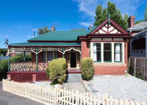 26 Byron Street - Accommodation Burleigh 0
